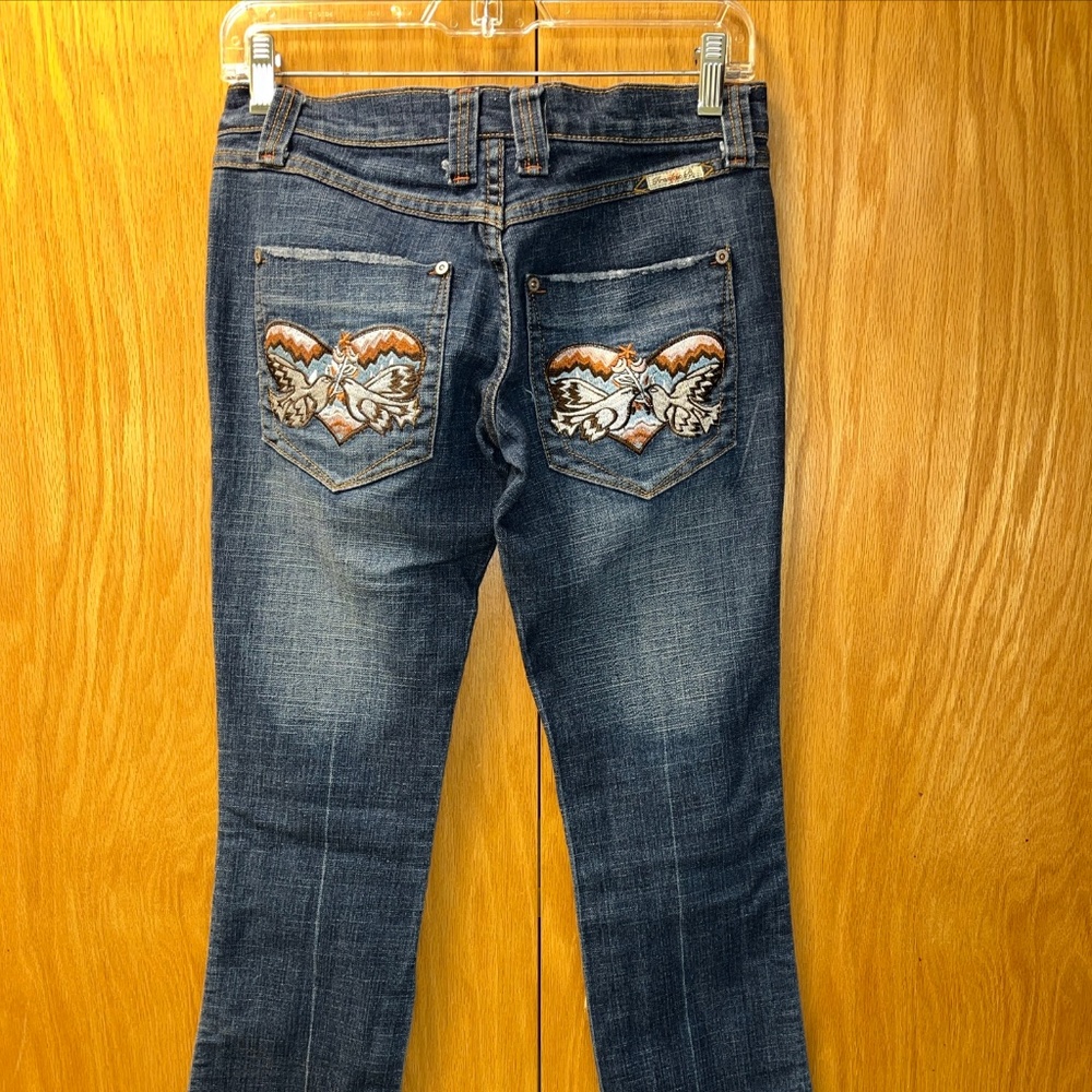 Frankie B Jeans Womens Size 2 Low Rise Embroidered Love Heart Doves Jeans